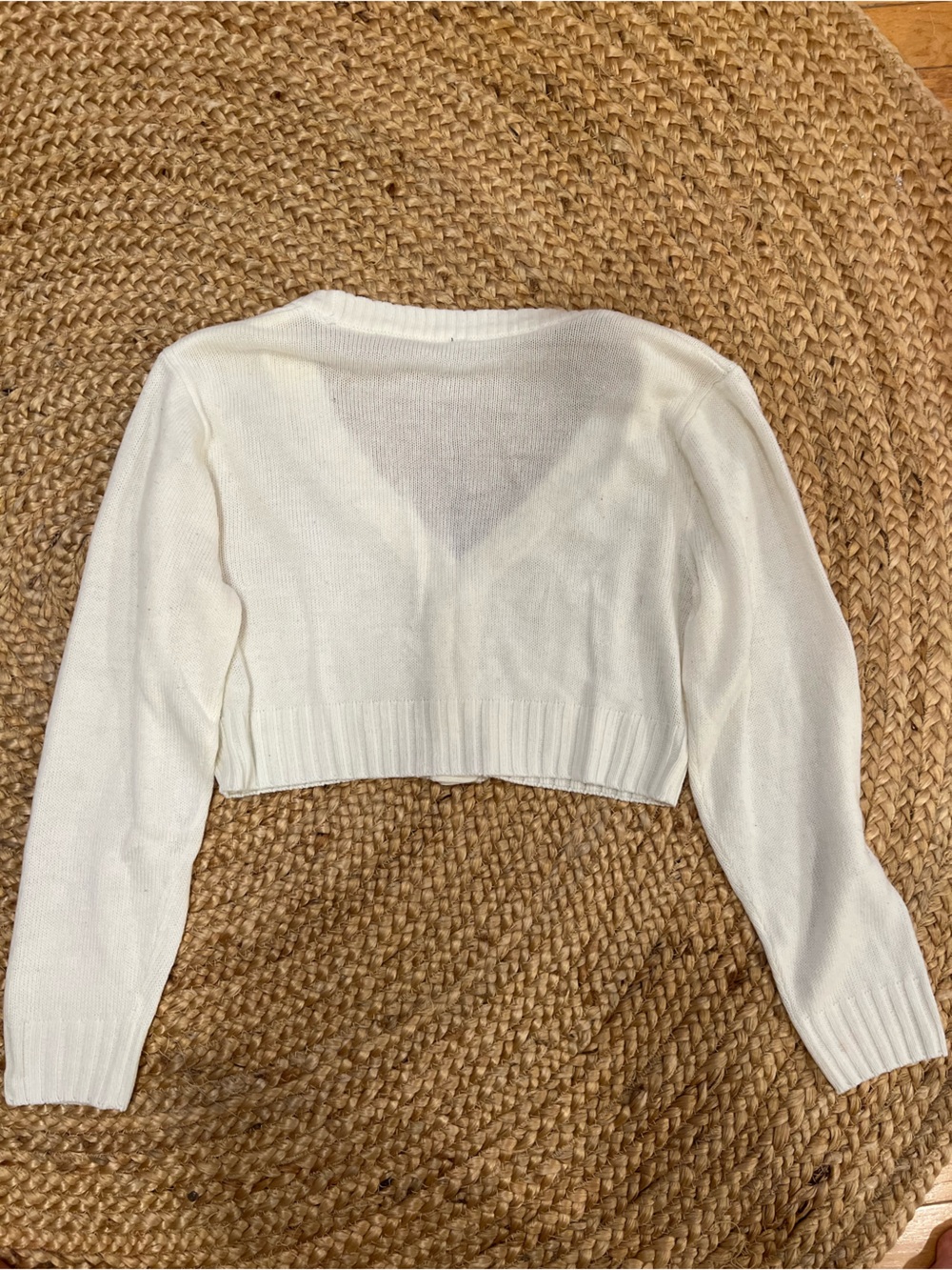 Divided Cropped White V-Neck Button Cardigan - Picture 2 of 2